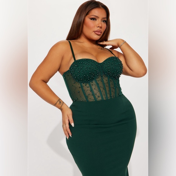 BRAND NEW Embellished Gown - Picture 4 of 5